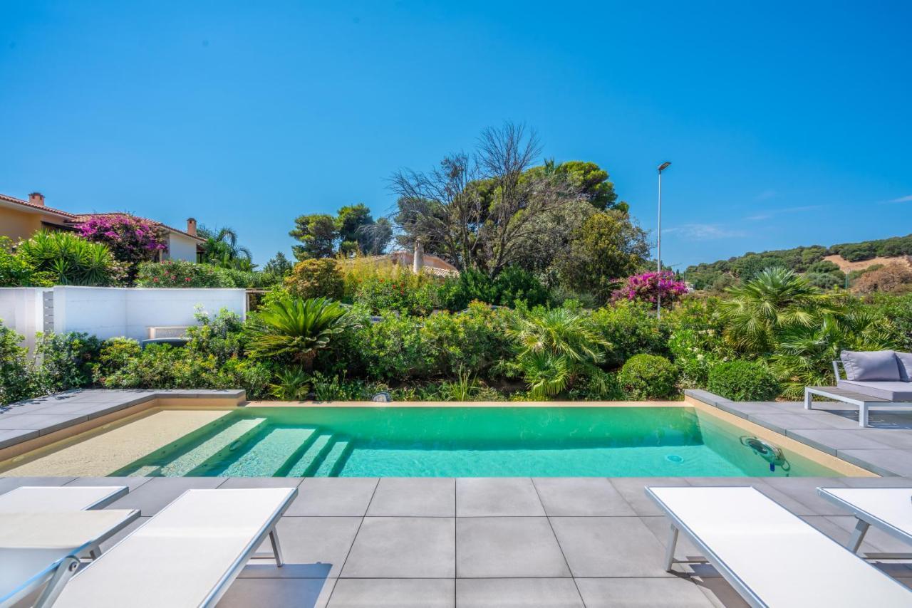 Villa Kosmos - Piscina E Giardino - Villasimius Exterior photo